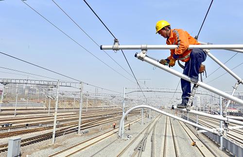 津秦客運專線線路架設工程完工(組圖)-新聞